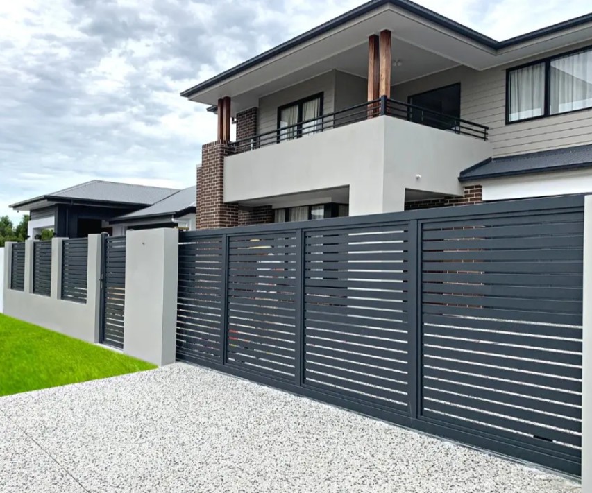 Garden Horizontal Fencing Panels Profile