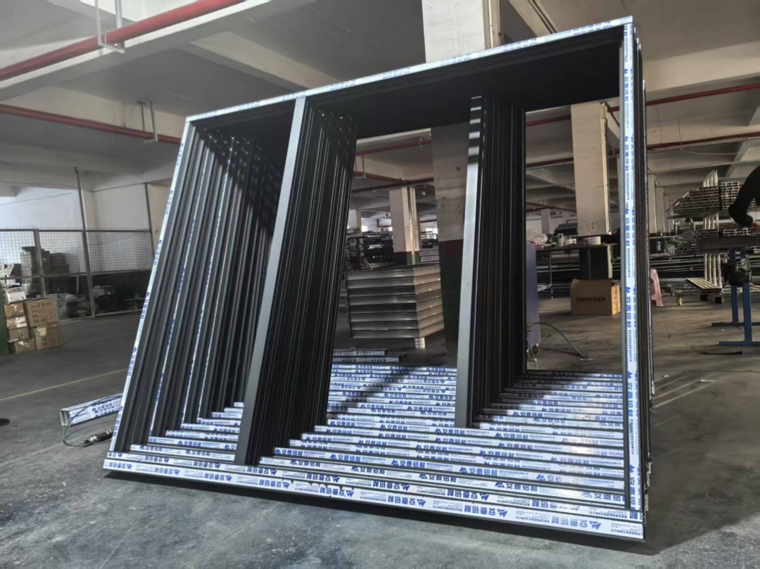 Double Sliding with Insulated Aluminium Window